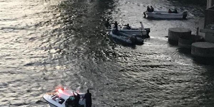 غرق 5 أشخاص في سقوط ميكروباص من أعلى معدية في النيل ببني سويف