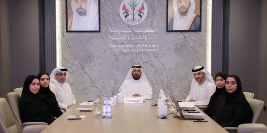 لجنة المنح التكميلية للمتقاعدين بالشارقة تدرس 66 طلباً