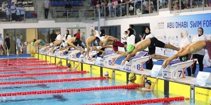 600 سباح وسباحة في النسخة الأولى من بطولة رعاية المواهب