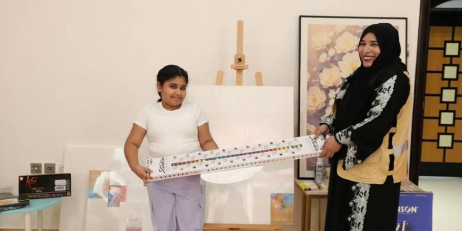 «تحقيق أمنية» تحوّل حلم مهرة إلى لوحة فنية