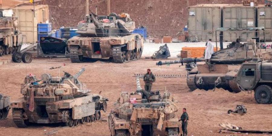جيش الاحتلال يُبقي على انتشار فرقتين تتقاسمان مسؤولية حماية مستوطنات غلاف غزة