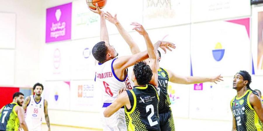الشارقة والبطائح يتصدران دوري السلة بالعلامة الكاملة