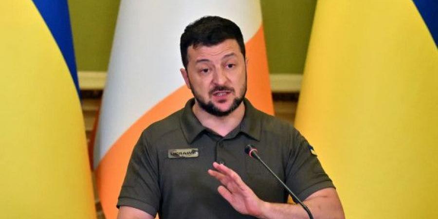 زيلينسكي يكشف عن خطة لوقف إطلاق النار خلال عشرة أيام