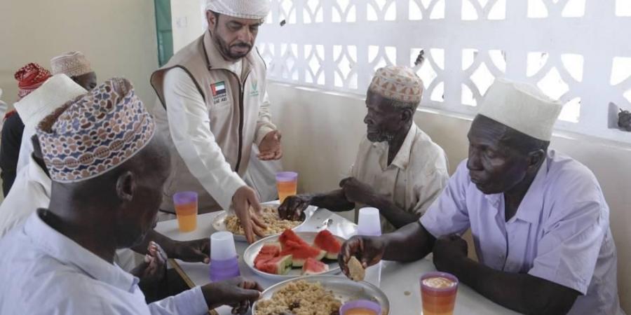 «الشارقة الخيرية» تنفذ مشروعاً لسد جوع الفقراء في كينيا