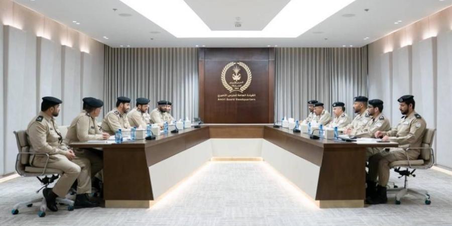 جاسم الخيّال يستقبل وفداً من هيئة الدفاع المدني