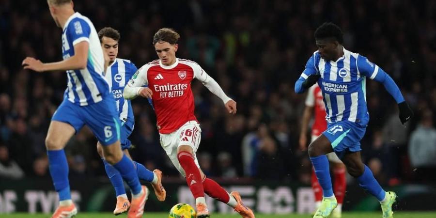 بعمر 15 عاماً و302 يوم.. داومان أصغر لاعب يشارك أساسياً في تاريخ أرسنال