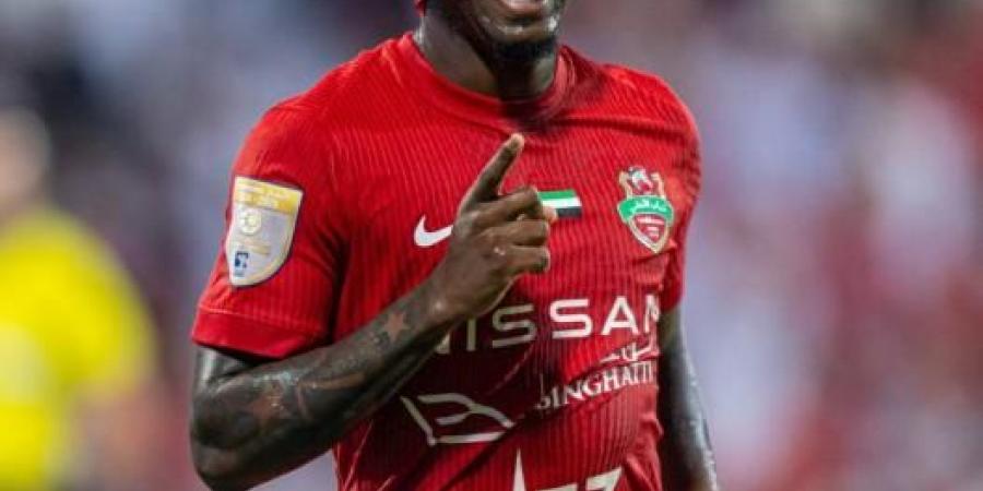 شباب الأهلي يحسم «القمة السابعة» أمام الشارقة