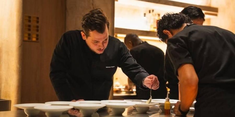 طهي تقليدي في «منار أبوظبي»