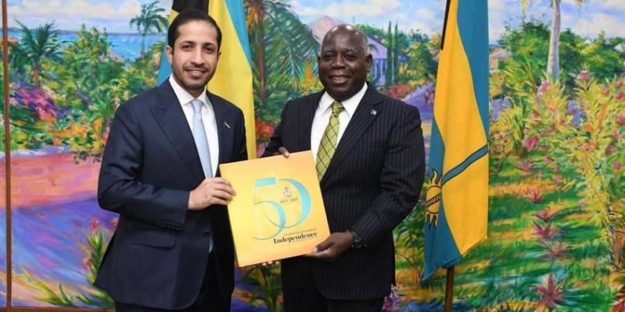 سفير الدولة ورئيس وزراء البهاما يبحثان العلاقات