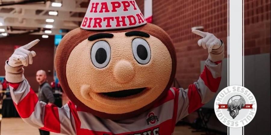 احتفال بالذكرى الـ60 لرمز جامعة يدخل «غينيس»