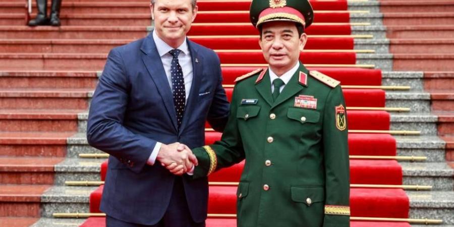 واشنطن وبكين تستعدان لإعادة تفعيل القنوات العسكرية