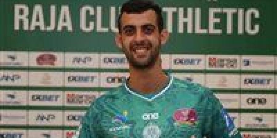 تفاصيل الساعات الأخيرة.. كيف حسم الأهلي صفقة يوسف بلعمري؟