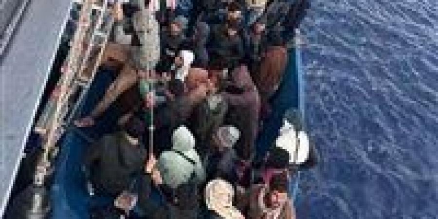 بعد
      حادثة
      غرق
      مركب
      الهجرة
      غير
      الشرعية..
      سفارة
      مصر
      باليونان
      تنجح
      بإعادة
      جثامين
      14
      ضحية