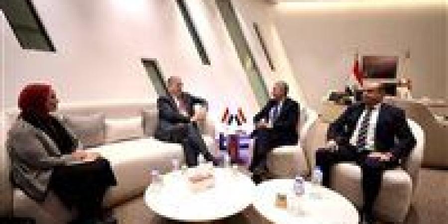 مصر
      وهولندا
      تفتحان
      صفحة
      جديدة
      من
      التعاون
      السياحي
      والأثري
      من
      قلب
      المتحف
      المصري
      الكبير