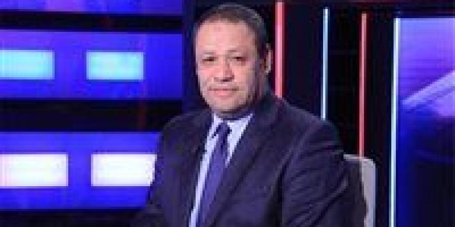 ضياء
      السيد:
      صلاح
      يقود
      المنتخب
      داخل
      وخارج
      الملعب..
      ويخفف
      الضغوط
      عن
      اللاعبين