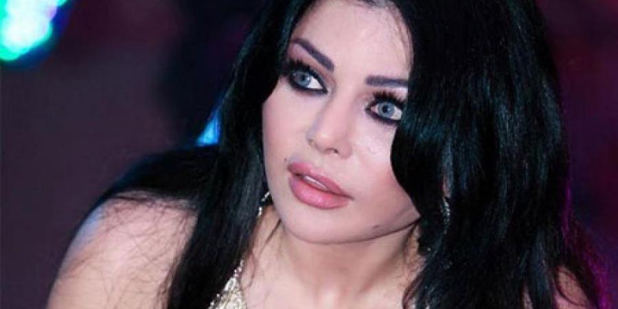 واقعة
      مقطع
      فيديو
      هيفاء
      وهبي
      كامل..
      اعرف
      آخر
      التطورات
      المثيرة