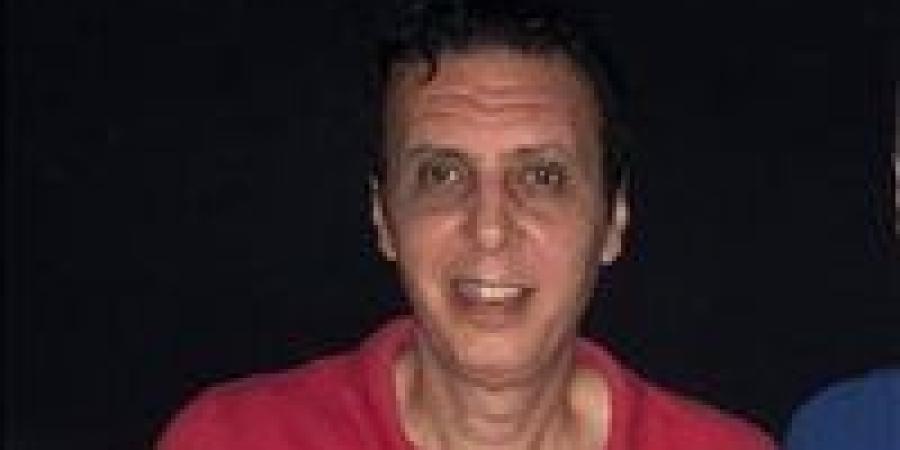 بعد
      صراع
      مع
      المرض..
      وفاة
      الفنان
      طارق
      الأمير