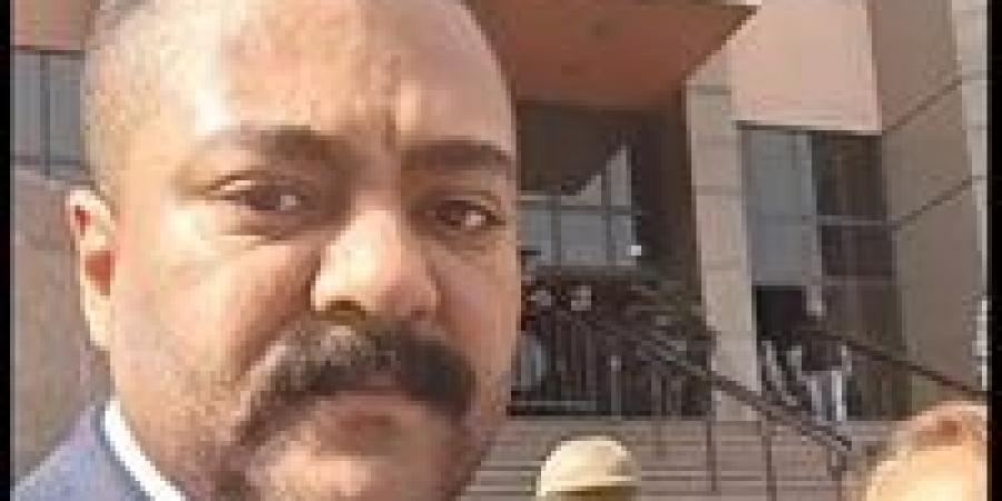 مرشح
      واقعة
      الفرز
      المبكر
      بعد
      خسارته
      في
      الانتخابات:
      أنا
      كسبت
      حب
      الناس
      لأن
      الشعب
      المصري
      عاطفي