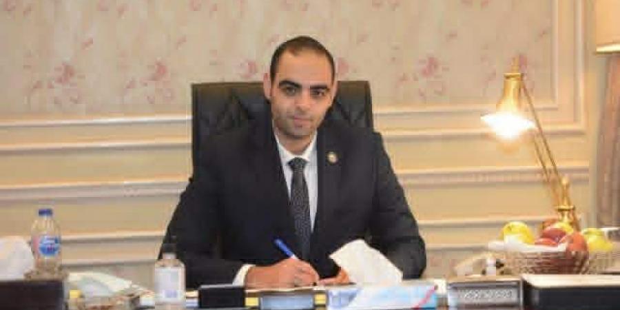 بعد
      فوزه
      بانتخابات
      النواب..
      النائب
      حسن
      عمر
      حسنين
      لتحيا
      مصر:
      النهوض
      بمستوى
      التعليم
      على
      رأس
      أولوياتي