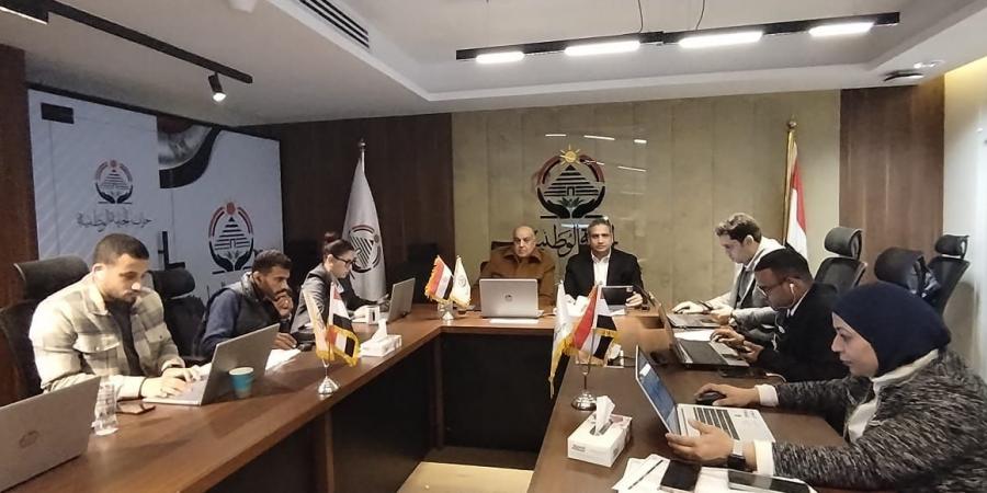 غرفة
      «الجبهة
      الوطنية»
      تتابع
      جولة
      الإعادة
      بدوائر
      الـ19
      الملغاة
      بانتخابات
      النواب
      2025