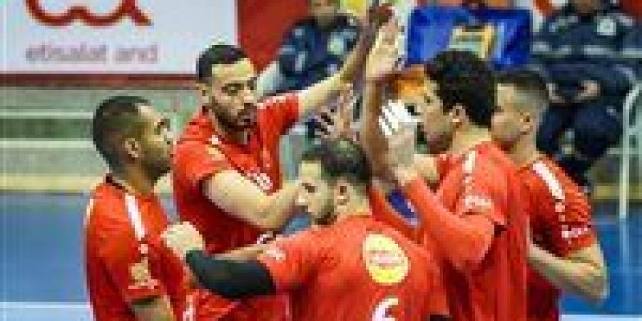 اليوم..
      رجال
      طائرة
      الأهلي
      يواجه
      الزهور
      في
      دوري
      المرتبط