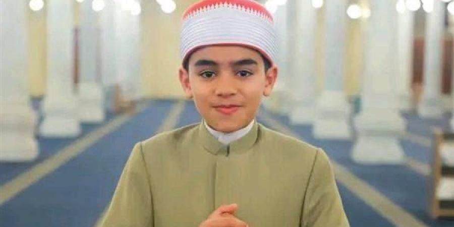 هل يغادر مسابقة دولة التلاوة؟.. الحقيقة الكاملة وراء مرض الشاب محمد القلاجي