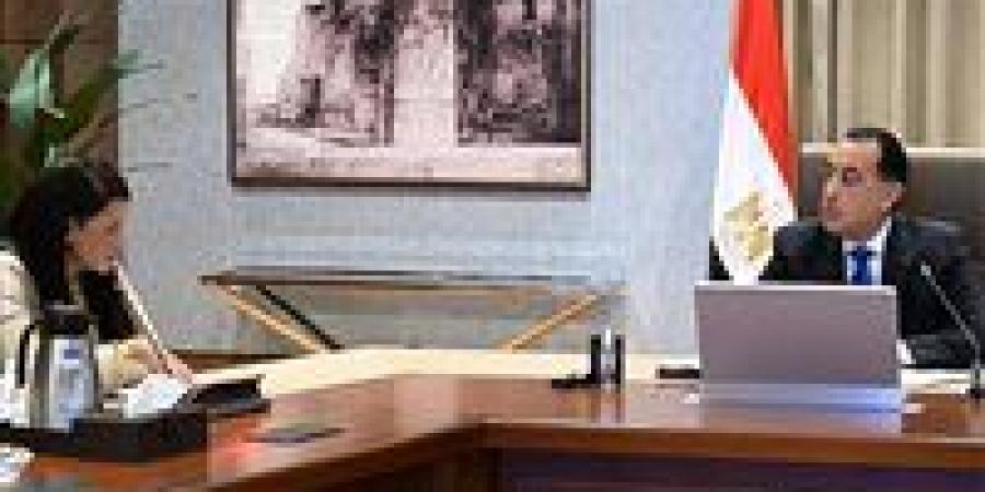 رئيس الوزراء يستعرض مع وزيرة التخطيط نتائج أعمال اللجنة الاستشارية للاقتصاد الرقمي وريادة الأعمال