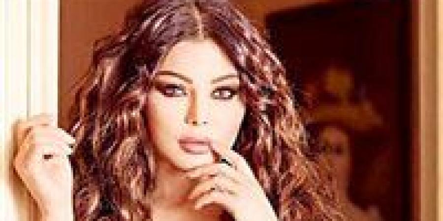 القضاء الإداري يلغي قرار منع هيفاء وهبي من الغناء في مصر