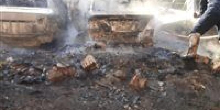 حريق ضخم يتسبب في تفحم 5 سيارات ببولاق الدكرور