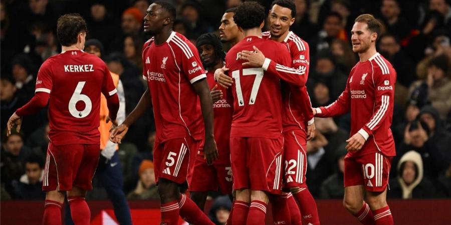 سلوت يعلن تشكيل ليفربول ضد ليدز يونايتد في الدوري الإنجليزي