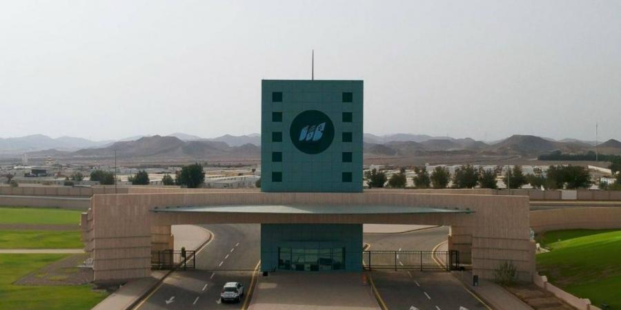 جامعة جدة تعلن فتح باب التسجيل في برنامج “جسر المستقبل” لطلاب الثانوية