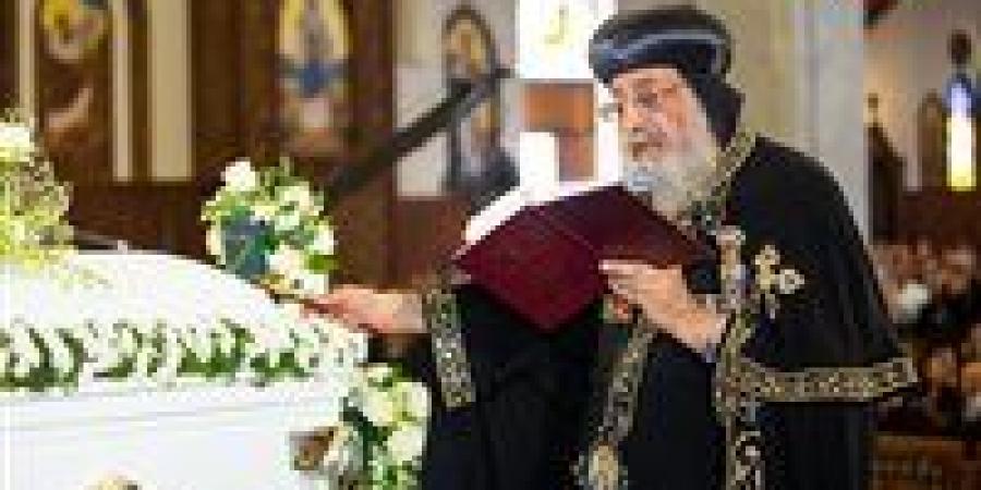 «من النمسا إلى القاهرة».. تفاصيل نجاح جراحة البابا تواضروس الثاني وموعد عودته