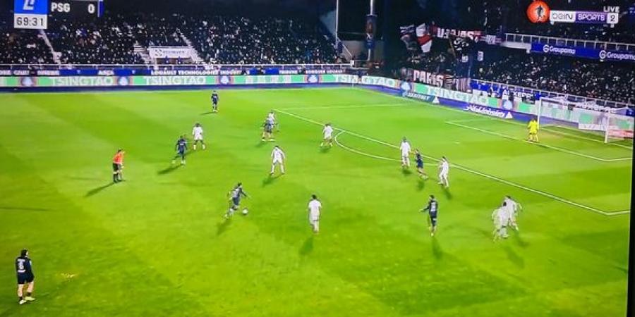 أوكسير ضد بي اس جي.. استمرار التعادل السلبي بين باريس سان جيرمان وأوكسير في الدوري الفرنسي بعد منتصف الشوط الثاني