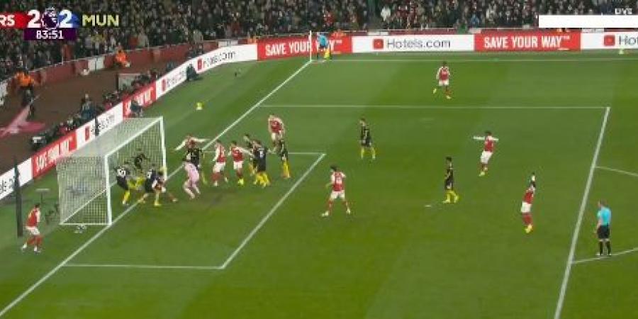 آرسنال ضد مان يونايتد.. ميكيل ميرينو يسجل هدفي التعادل لـ أرسنال في مرمى مانشستر يونايتد في الدوري الإنجليزي الممتاز