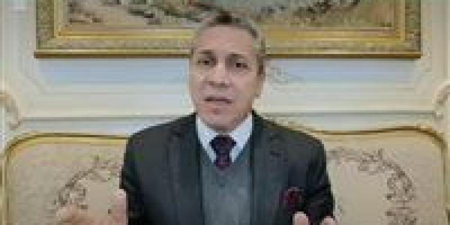 المواطن مطحون ..رضا عبد السلام يطالب بوقف مناقشات مشروع قانون ضريبة العقارية