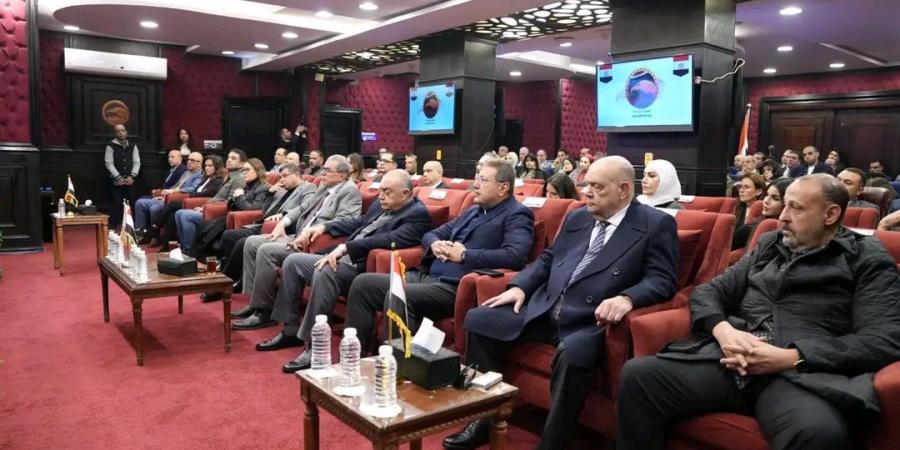 بحضور الأمين العام.. "مستقبل وطن" يلتقي هيئته البرلمانية بمجلس النواب لمناقشة آليات التنسيق الحزبي خلال الفترة المقبلة