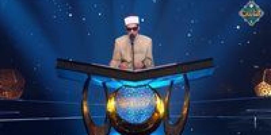 الشيخ محمد أحمد حسن يبهر لجنة التحكيم في دولة التلاوة