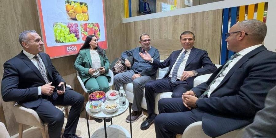 الدكتور طارق الهوبي يشارك وزير الزراعة في افتتاح الجناح المصري بمعرض فروت لوجيستيكا الدولي