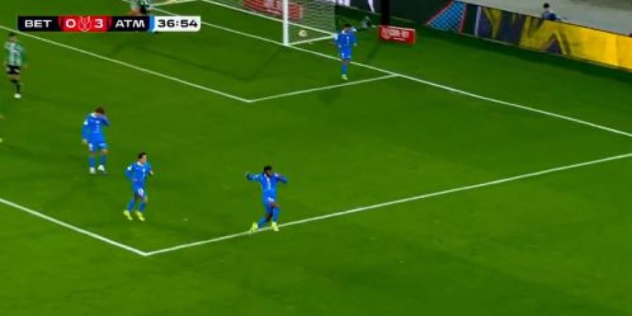 ريال بتيس ضد أتلتيكو مدريد.. انطلاق الشوط الثاني من مباراة أتلتيكو مدريد وريال بيتيس في ربع نهائي كأس ملك إسبانيا