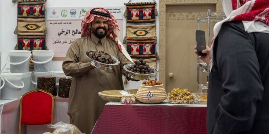 البكيلة.. من مجالس الأسر 
إلى مهرجان التمور رمز للتراث والكرم