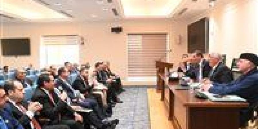 هشام الحصرى يطالب بإعادة النظر في سعر توريد القمح وتطبيق مبادرة تخفيض غرامات الأرز