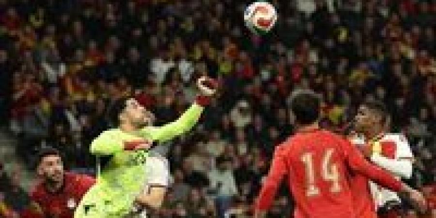 مصطفى شوبير ينقذ الفراعنة.. التعادل السلبي يحسم ودية مصر وإسبانيا