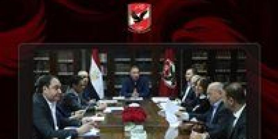 محمود الخطيب يعتمد القوائم المالية لشركة الأهلي للخدمات ويكشف أرباحًا قوية