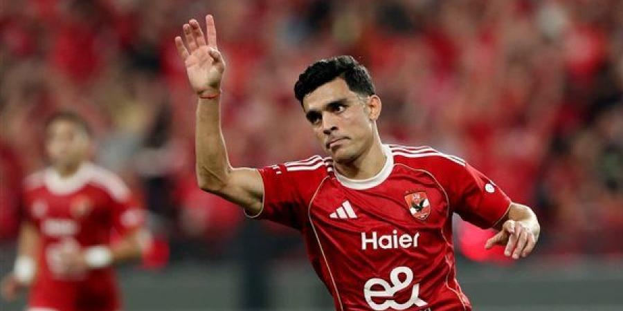 الأهلي يدرس رحيل بن شرقي في الصيف لتخفيف عدد الأجانب