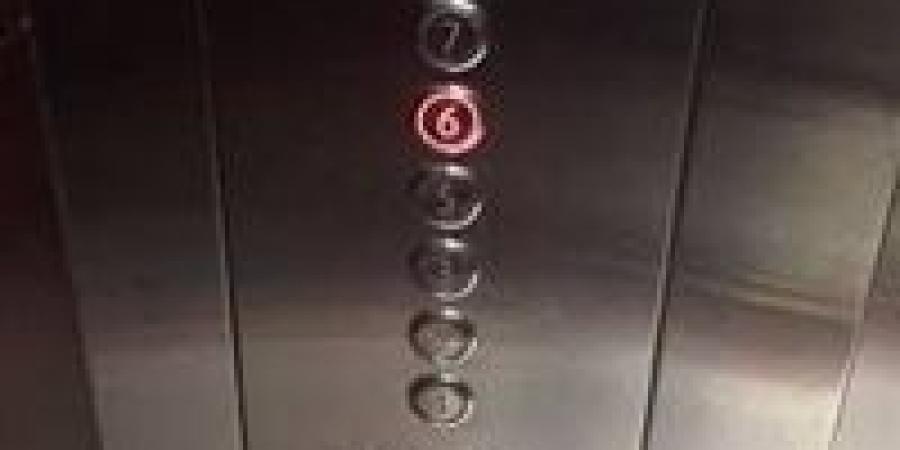 إنقاذ شاب من داخل مصعد ببرج سكني في الفيوم دون إصابات