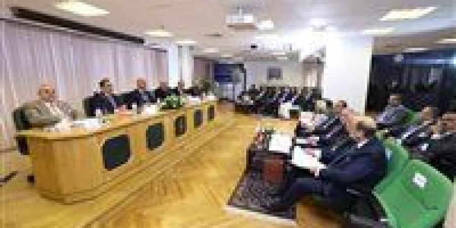 وزير النقل يترأس الجمعية العمومية لشركة الملاحة الوطنية