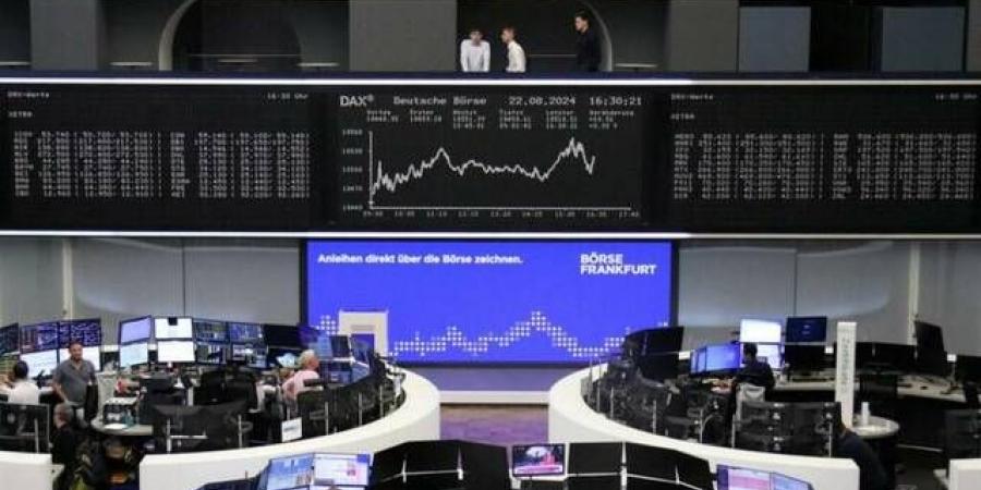 تباين الأسهم الأوروبية وسط تصدع الهدنة الهشة بين واشنطن وطهران