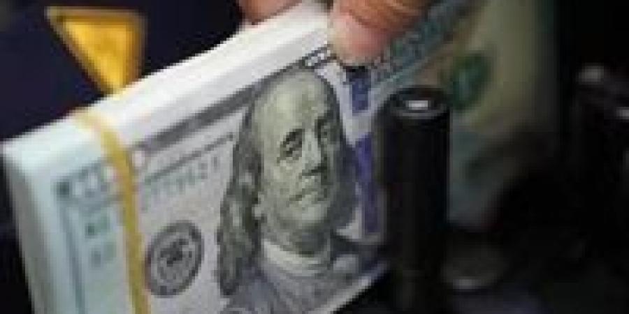 استقرار الدولار.. وتحركات جديدة في أسعار الذهب والسبائك داخل السوق المصري