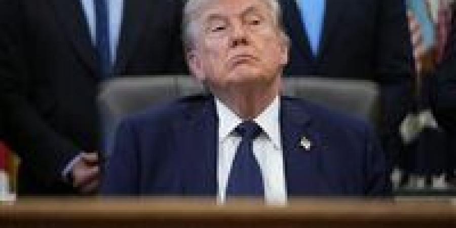 استراتيجية "الأناكوندا": كيف يخطط ترامب لخنق النظام الإيراني اقتصادياً؟