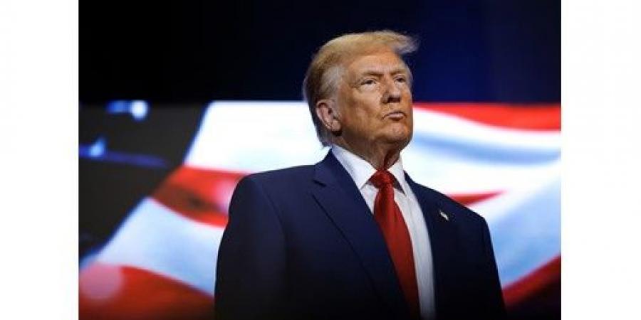 جهاز الخدمة السرية يُجلي ترامب من قاعة حفل رسمي بعد سماع إطلاق نار